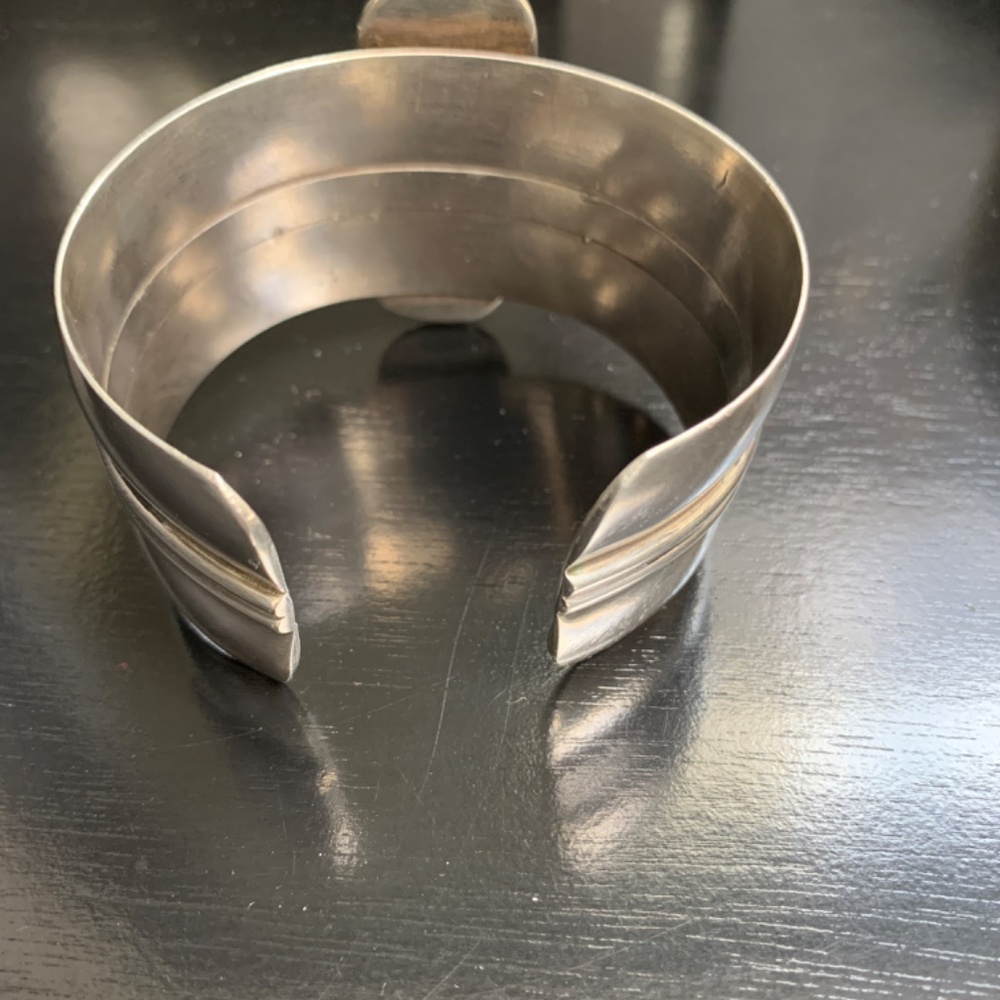 Vintage Sterling Silver Cuff Bracelet with Recycled Ivory Accent - Picture 4 of 10